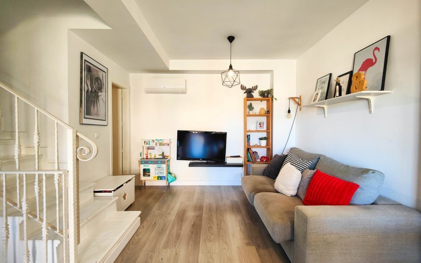 Herverkoop - Town House -
Guardamar del Segura - Costa Blanca