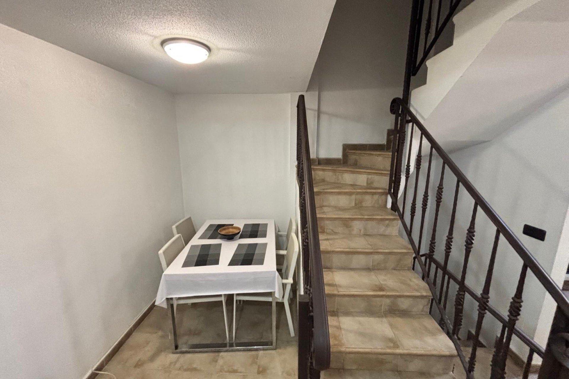 Herverkoop - Town House -
Guardamar del Segura - Costa Blanca