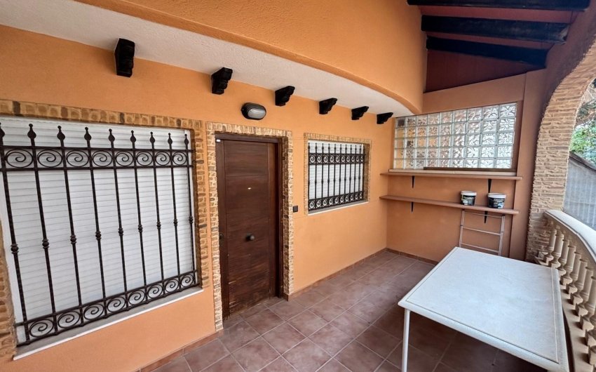 Herverkoop - Town House -
Guardamar del Segura - Costa Blanca