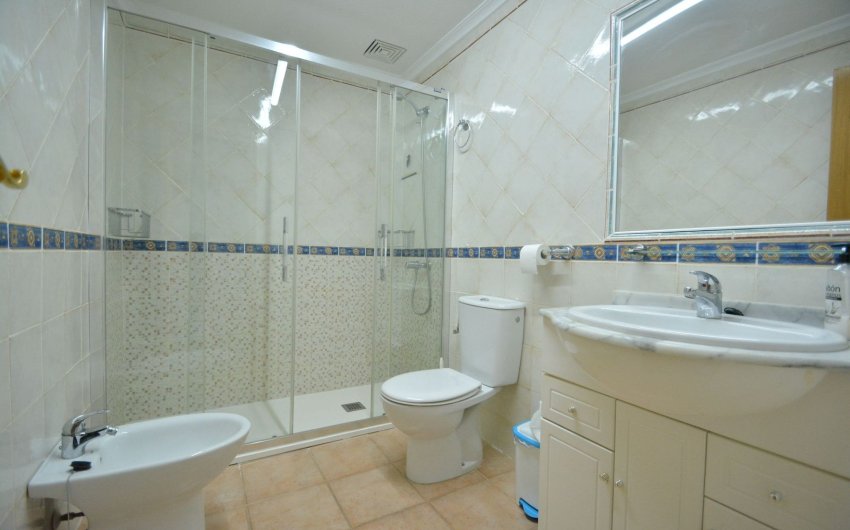 Herverkoop - Town House -
Guardamar del Segura - Costa Blanca