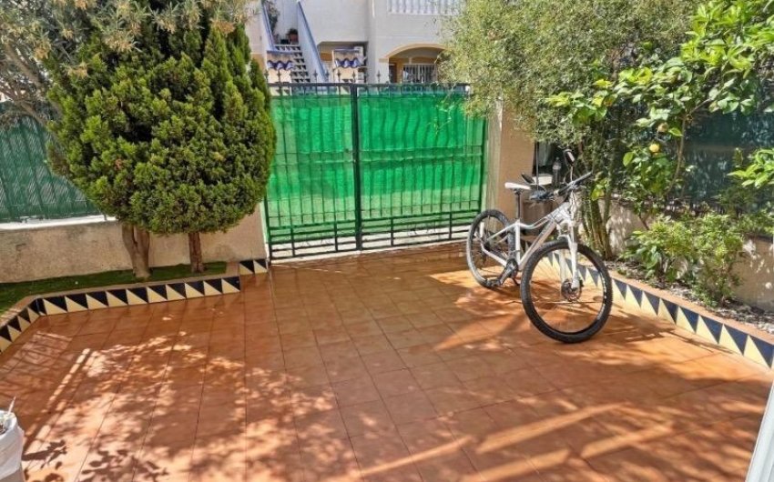 Herverkoop - Town House -
Guardamar del Segura - El Edén - Los Estaños