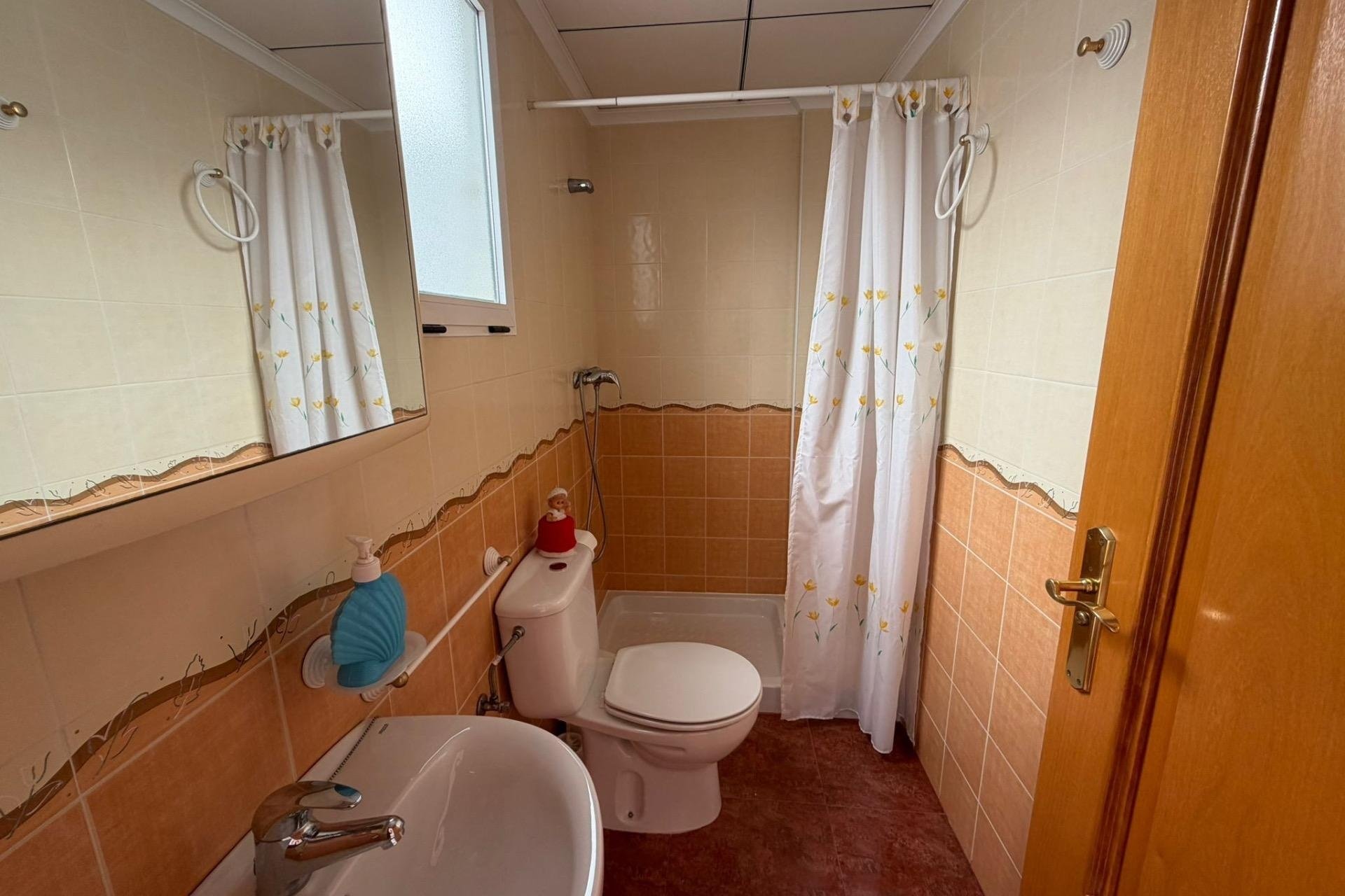 Herverkoop - Town House -
Guardamar del Segura - Pueblo