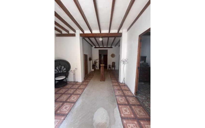 Herverkoop - Town House -
Jesus Pobre - Inland