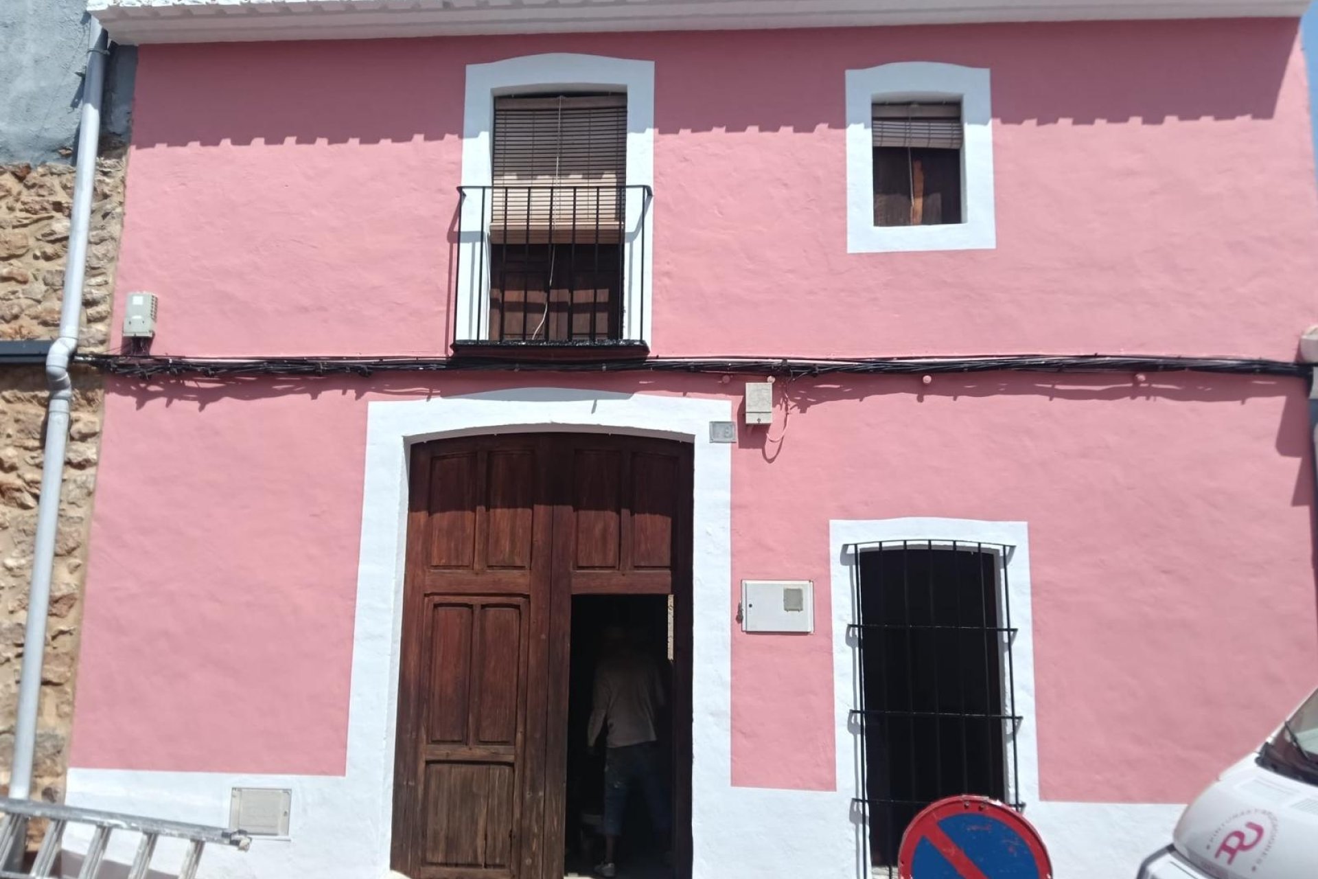 Herverkoop - Town House -
Jesus Pobre - Inland