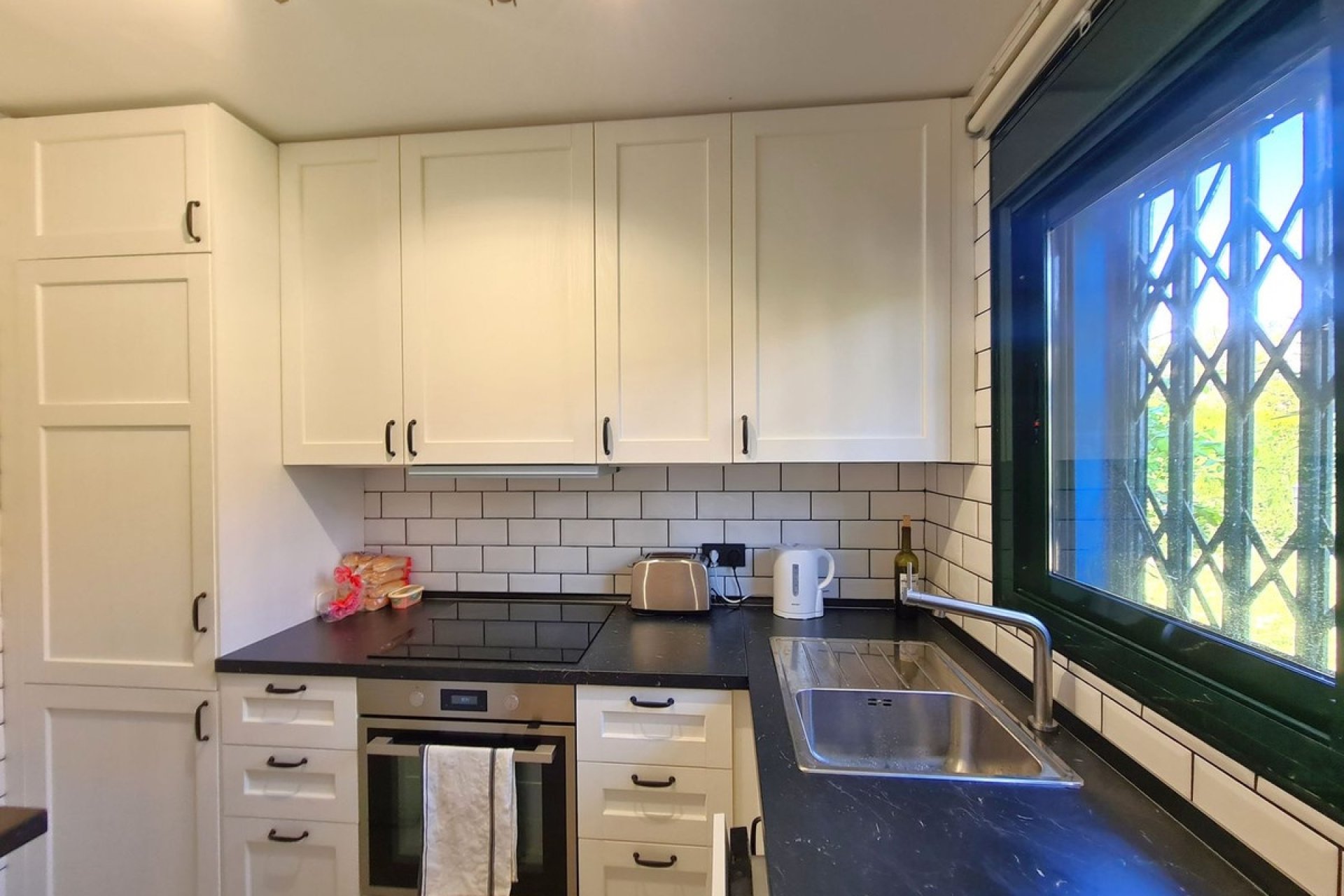 Herverkoop - Town House -
La Duquesa - Costa del Sol