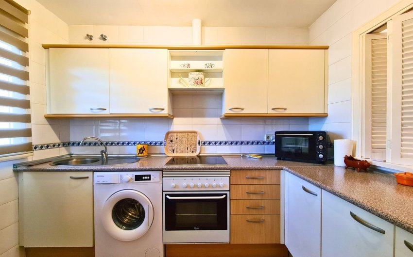 Herverkoop - Town House -
La Duquesa - Costa del Sol