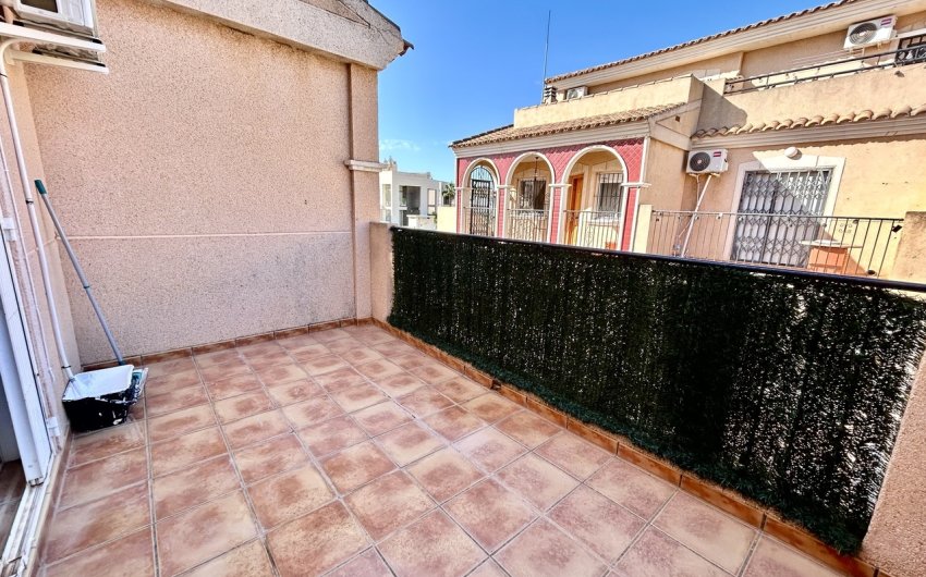 Herverkoop - Town House -
La Zenia - Costa Blanca