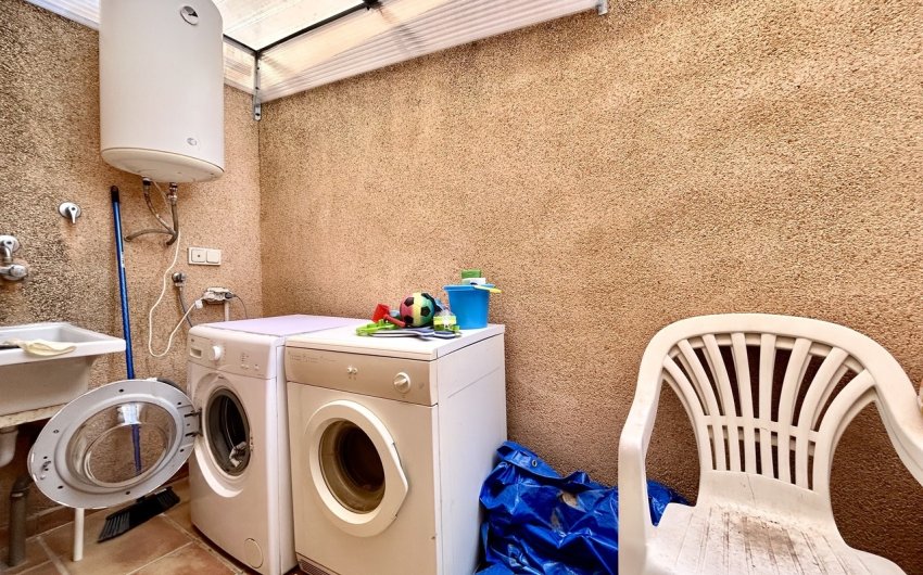 Herverkoop - Town House -
La Zenia - Costa Blanca
