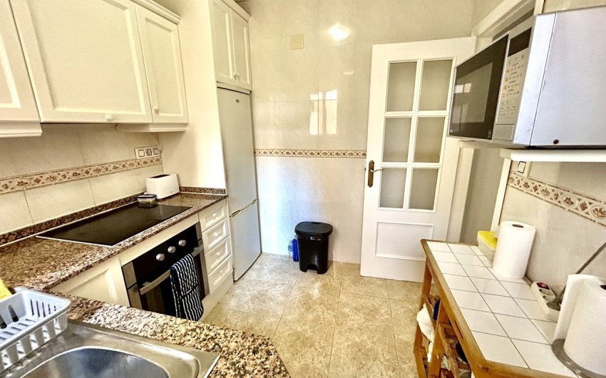 Herverkoop - Town House -
La Zenia - Costa Blanca