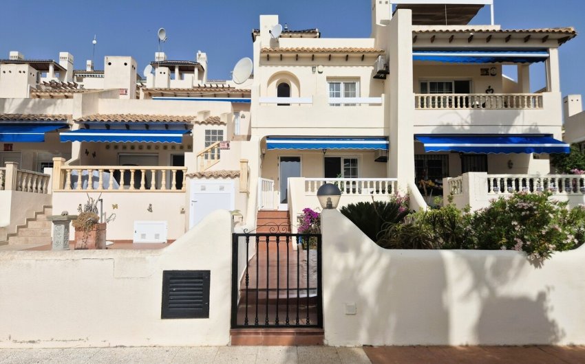Herverkoop - Town House -
Las Ramblas Golf - Inland