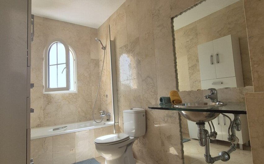 Herverkoop - Town House -
Las Ramblas Golf - Inland