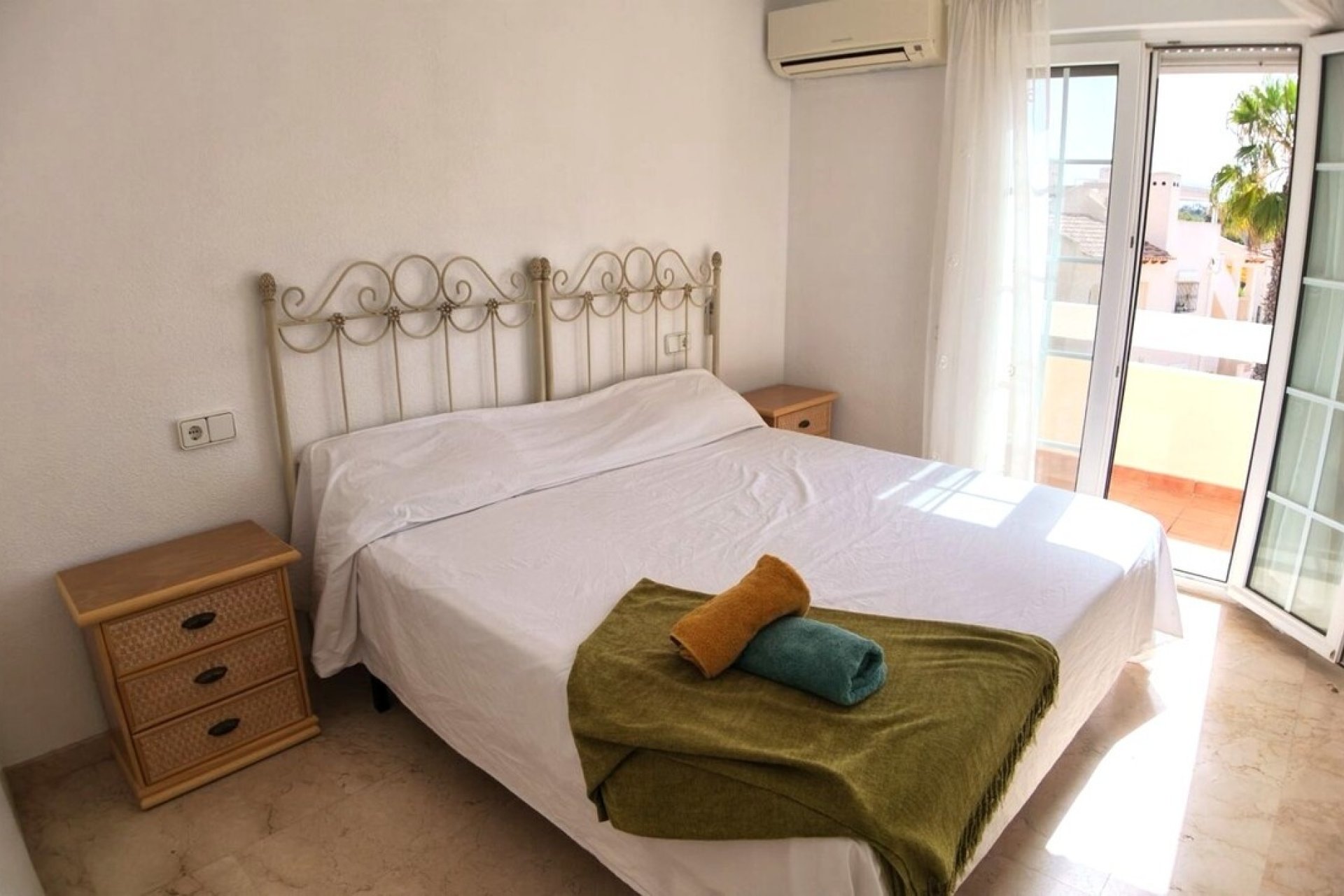 Herverkoop - Town House -
Las Ramblas Golf - Inland