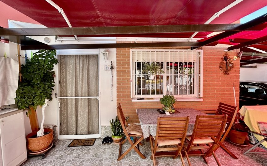 Herverkoop - Town House -
Los Altos - Costa Blanca
