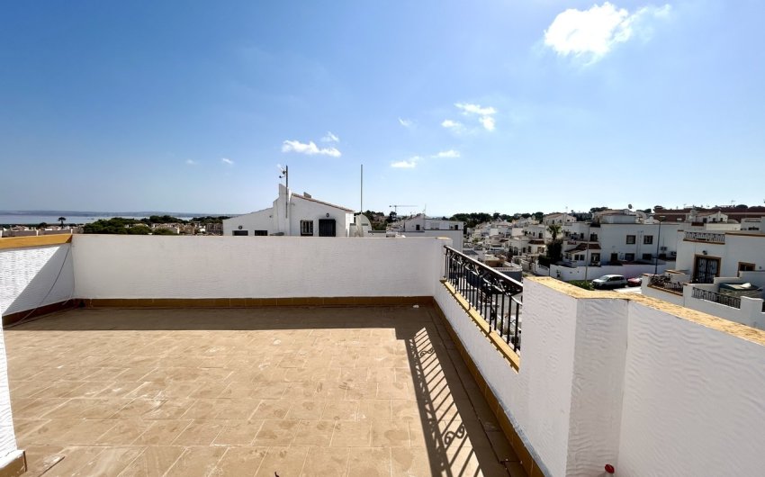 Herverkoop - Town House -
Los Altos - Costa Blanca