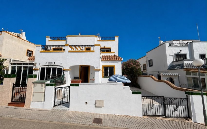 Herverkoop - Town House -
Los Altos - Costa Blanca