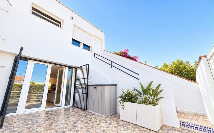 Herverkoop - Town House -
Los Balcones - Costa Blanca