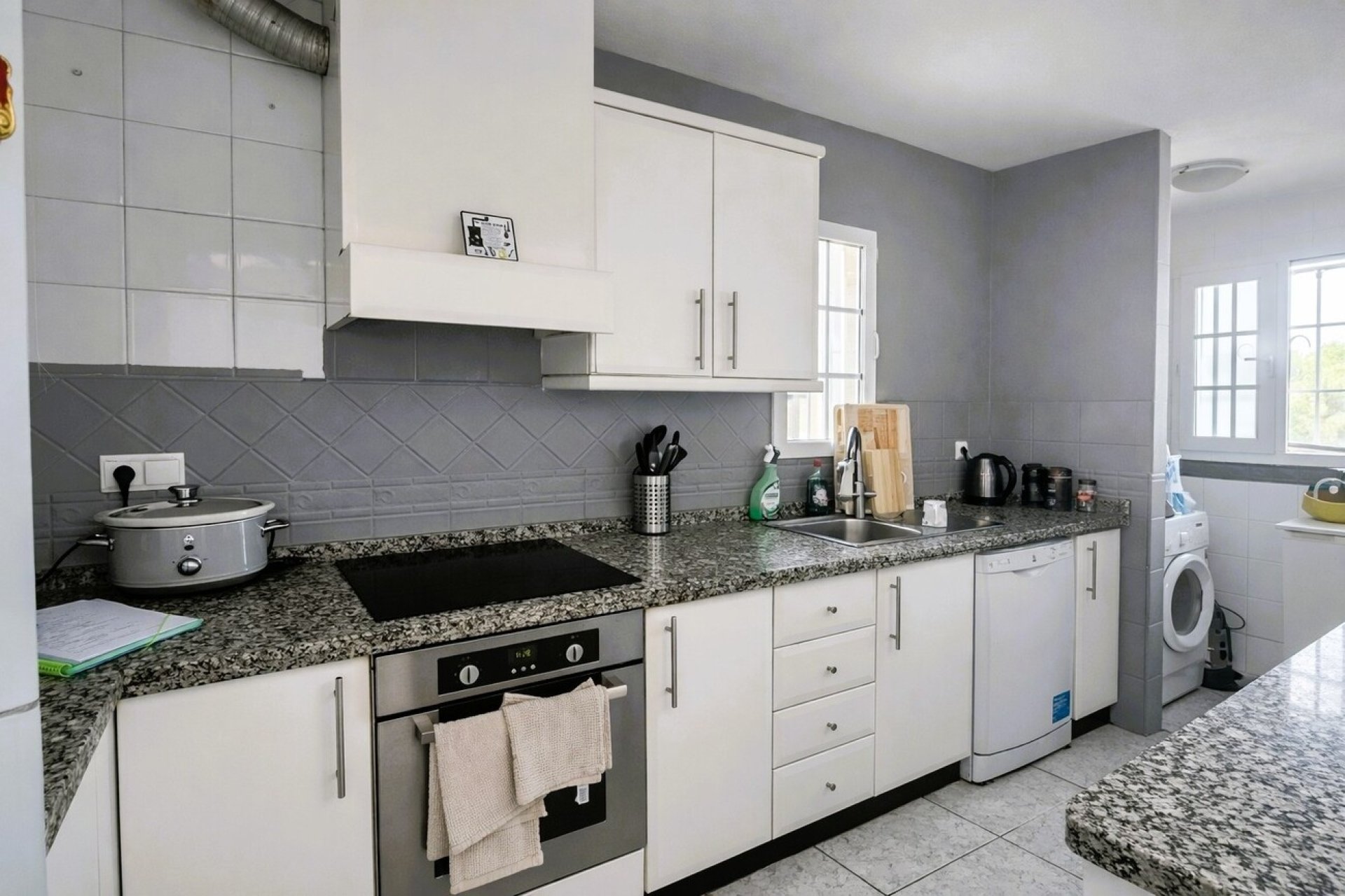 Herverkoop - Town House -
Los Dolses - Inland