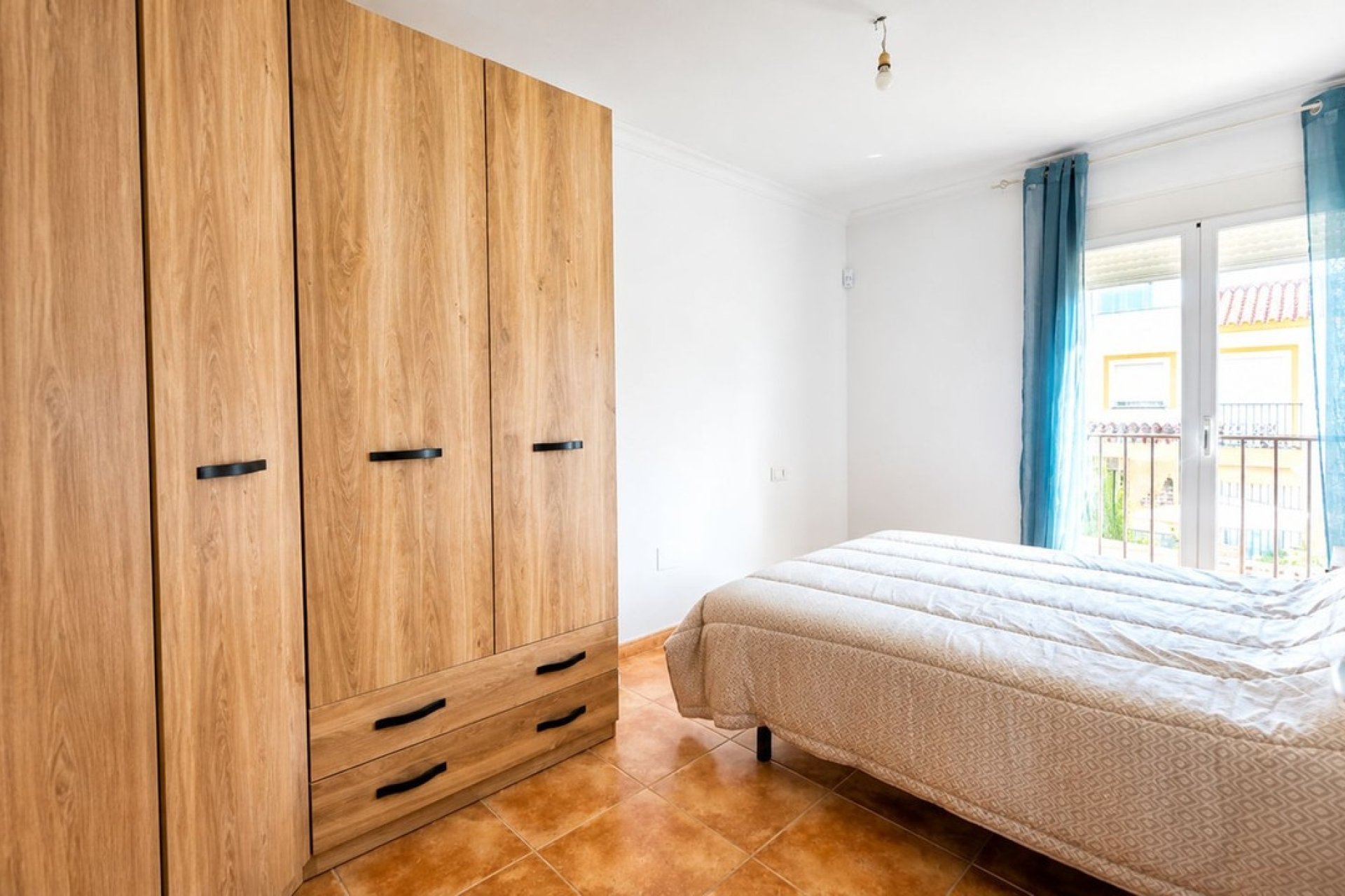 Herverkoop - Town House -
Manilva - Inland