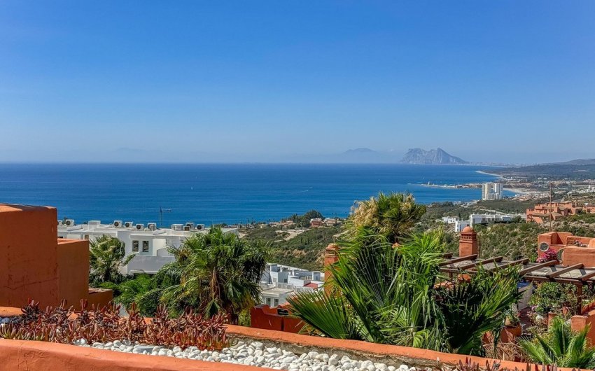 Herverkoop - Town House -
Manilva - Inland