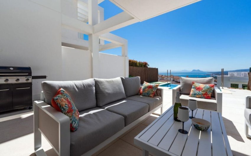 Herverkoop - Town House -
Manilva - Inland