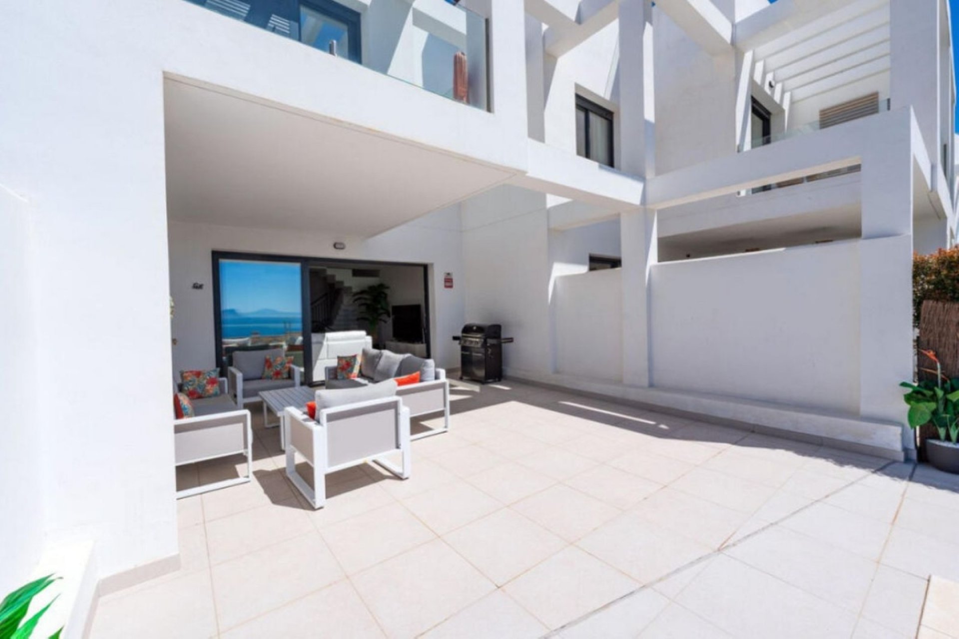 Herverkoop - Town House -
Manilva - Inland