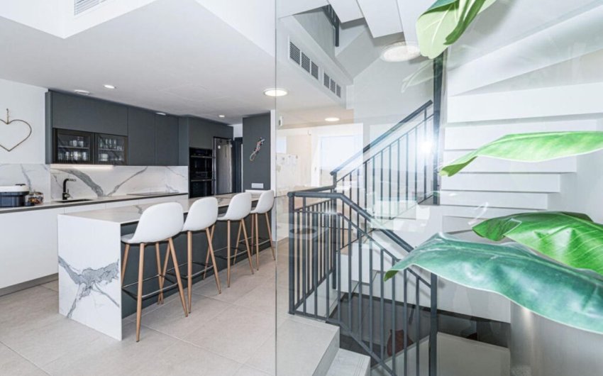 Herverkoop - Town House -
Manilva - Inland