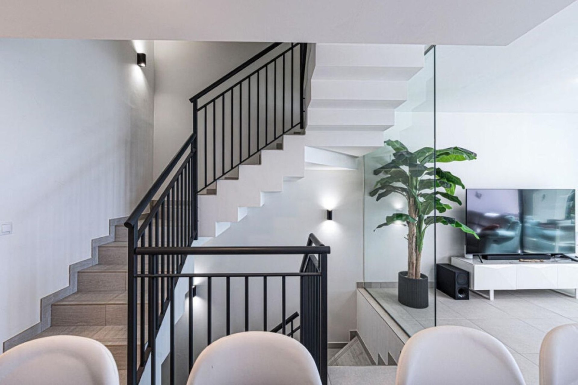 Herverkoop - Town House -
Manilva - Inland