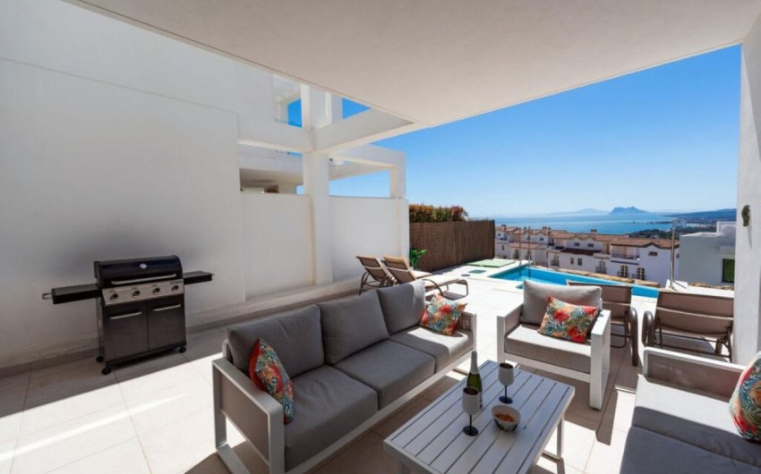 Herverkoop - Town House -
Manilva - Inland