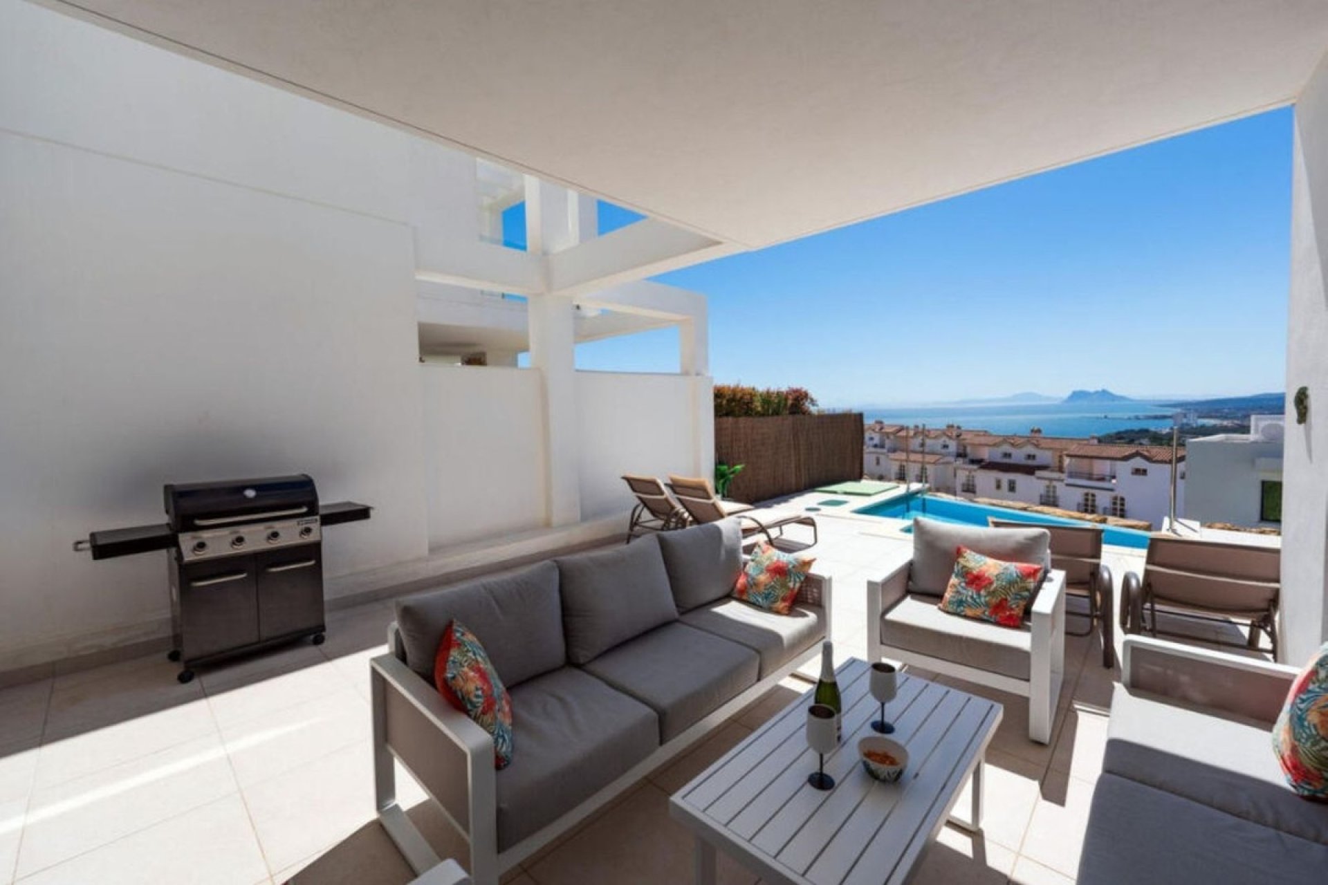 Herverkoop - Town House -
Manilva - Inland