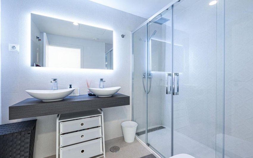 Herverkoop - Town House -
Manilva - Inland