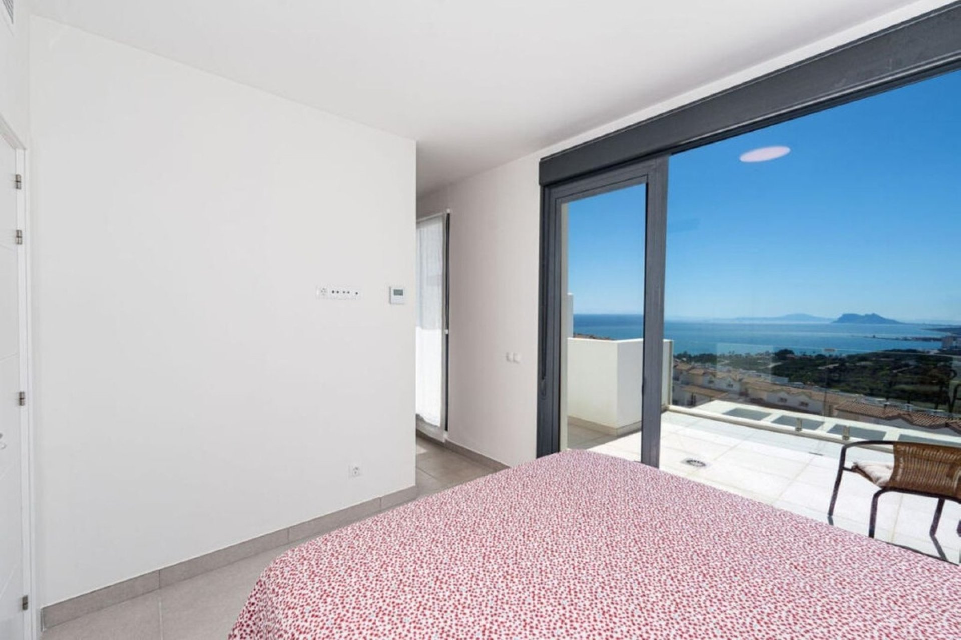 Herverkoop - Town House -
Manilva - Inland