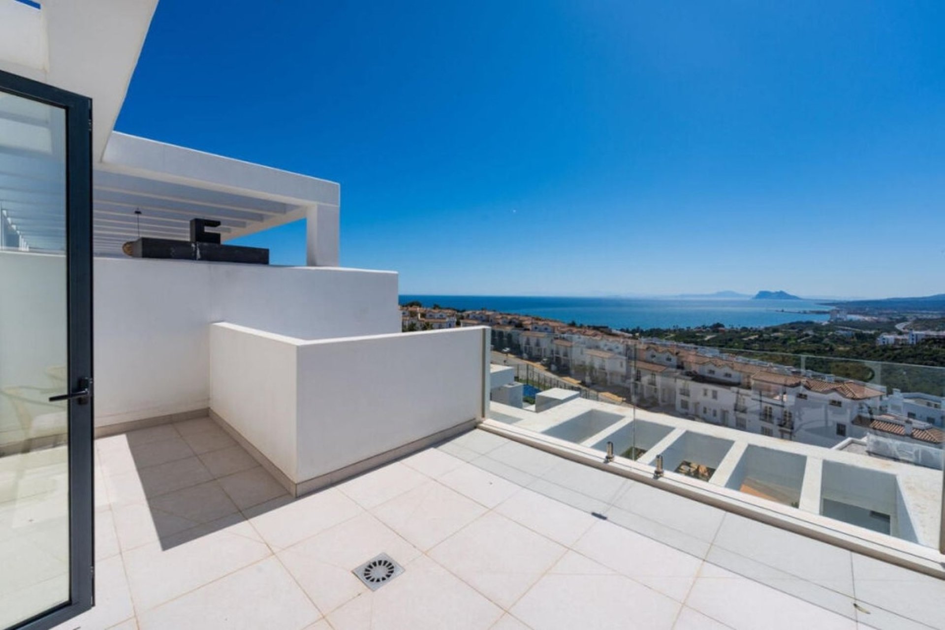 Herverkoop - Town House -
Manilva - Inland