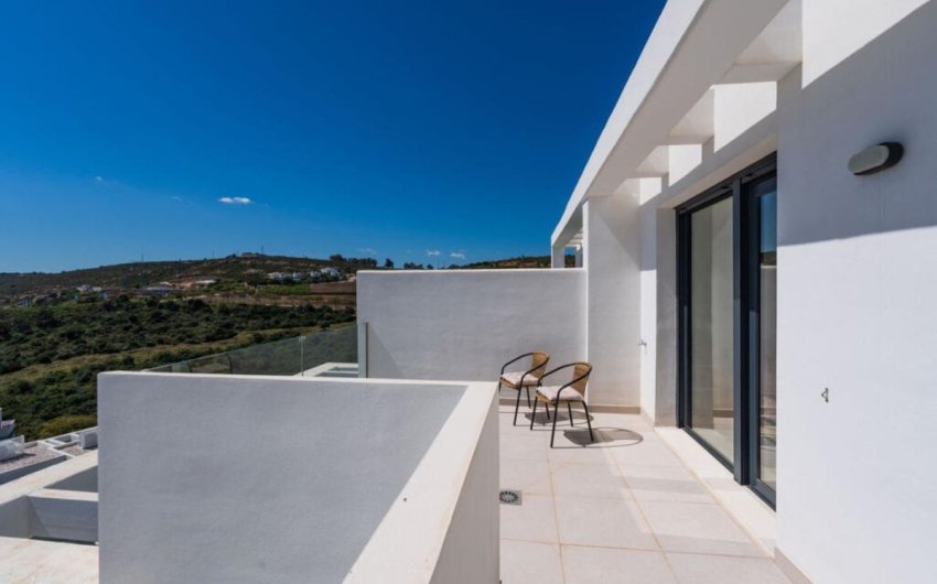 Herverkoop - Town House -
Manilva - Inland