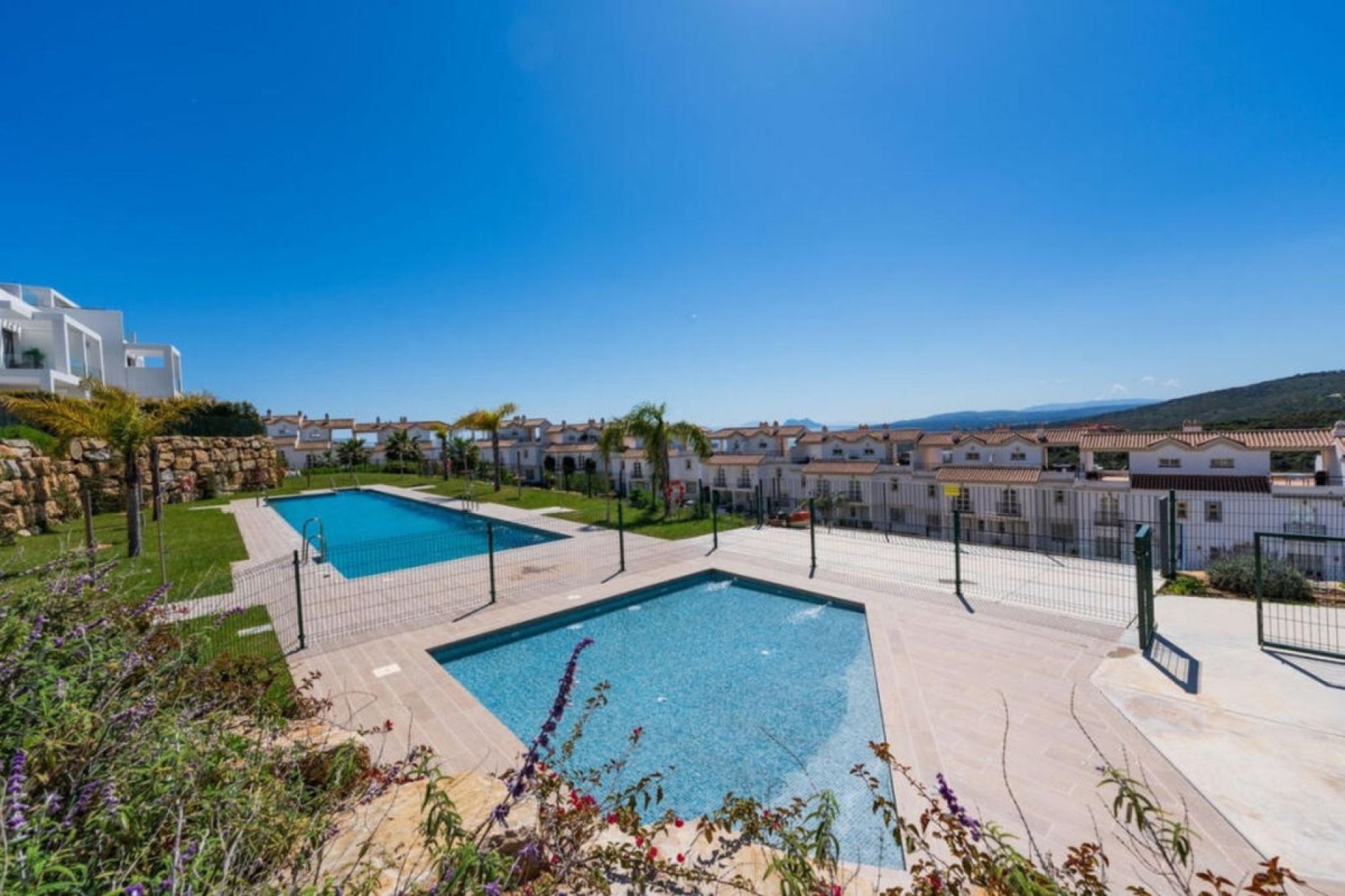 Herverkoop - Town House -
Manilva - Inland