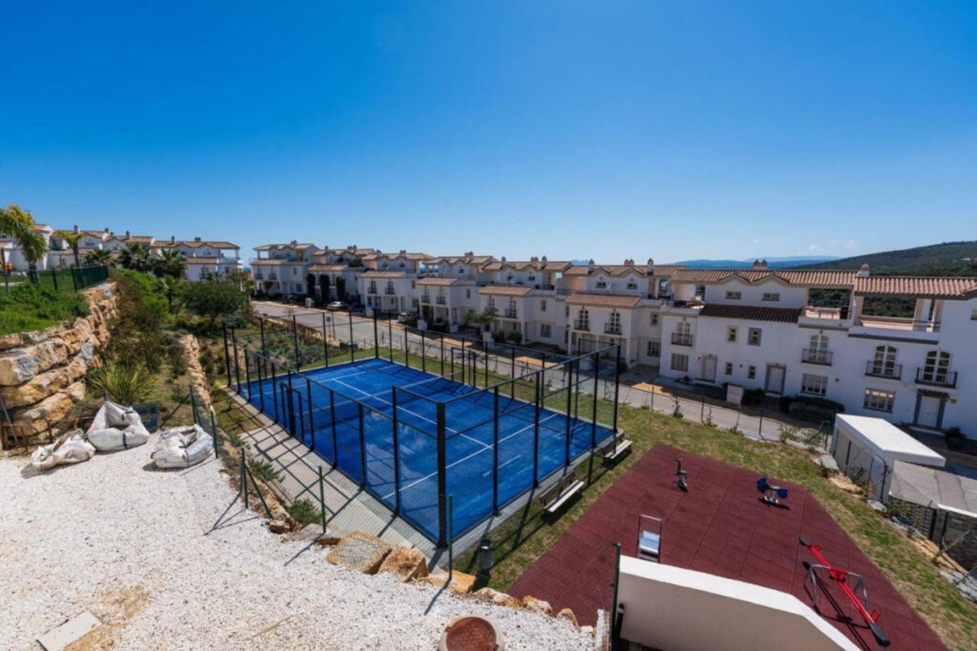 Herverkoop - Town House -
Manilva - Inland