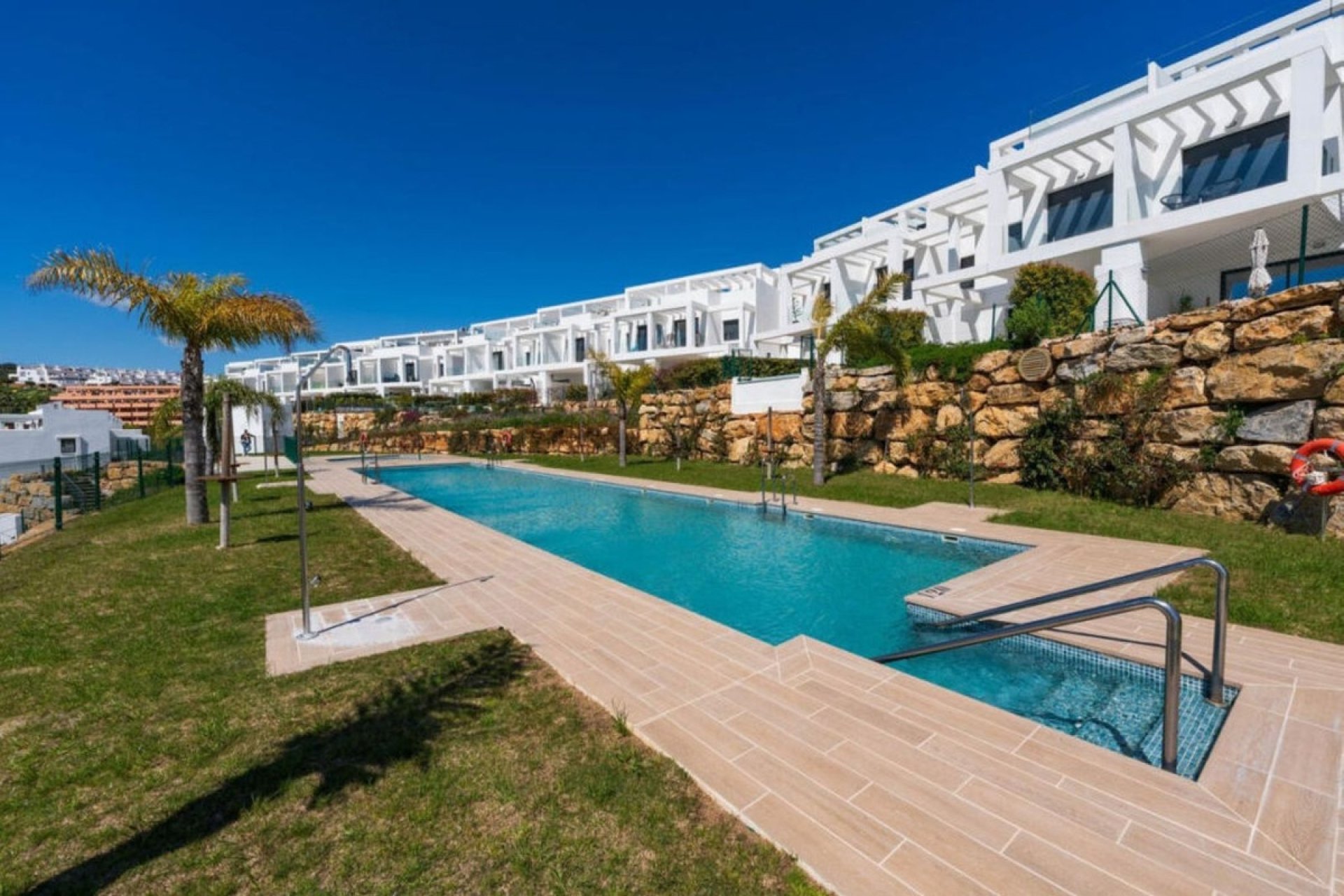 Herverkoop - Town House -
Manilva - Inland