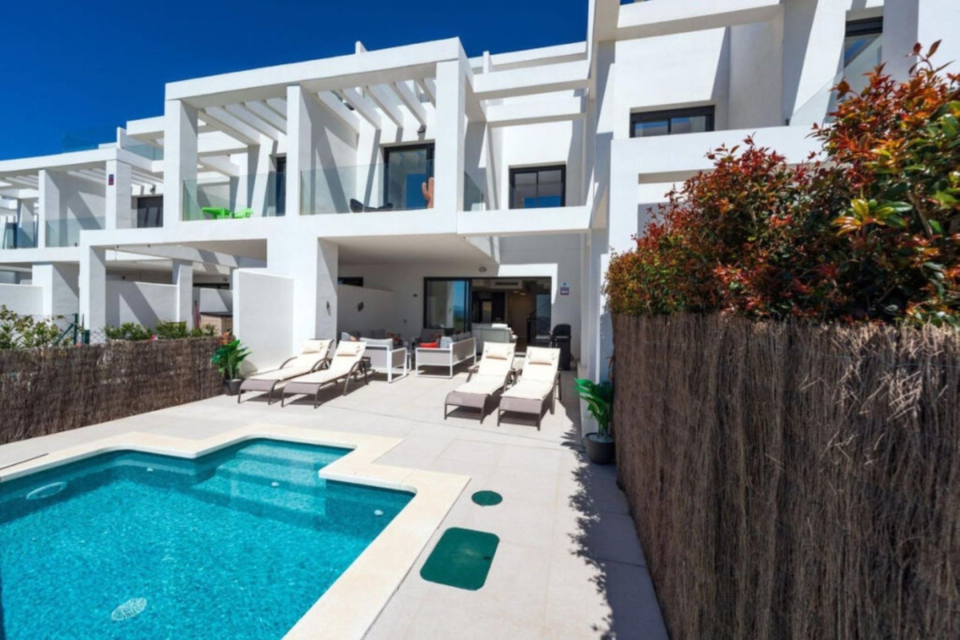 Herverkoop - Town House -
Manilva - Inland