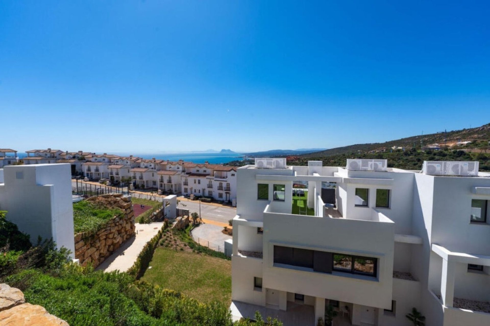 Herverkoop - Town House -
Manilva - Inland