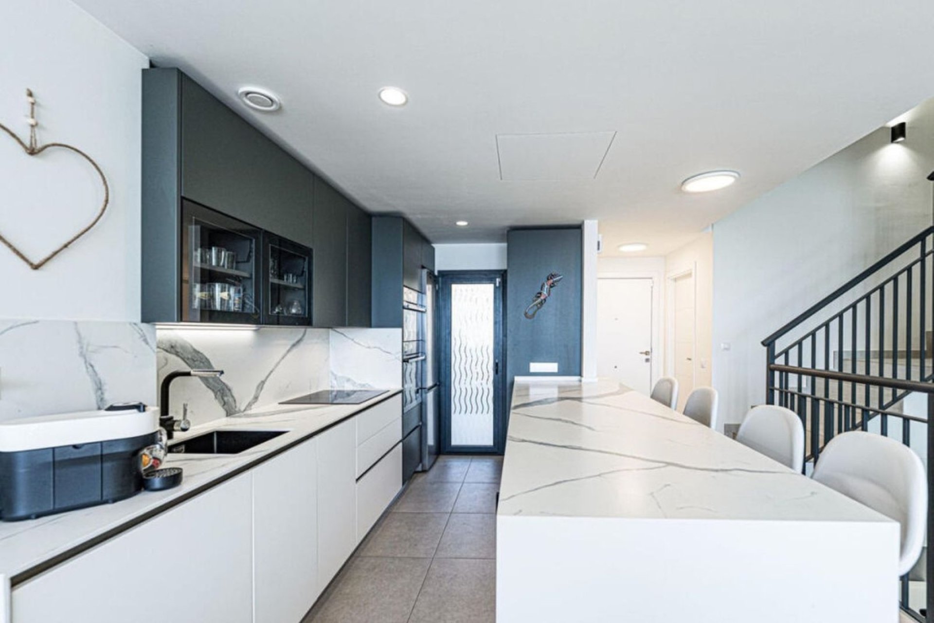 Herverkoop - Town House -
Manilva - Inland