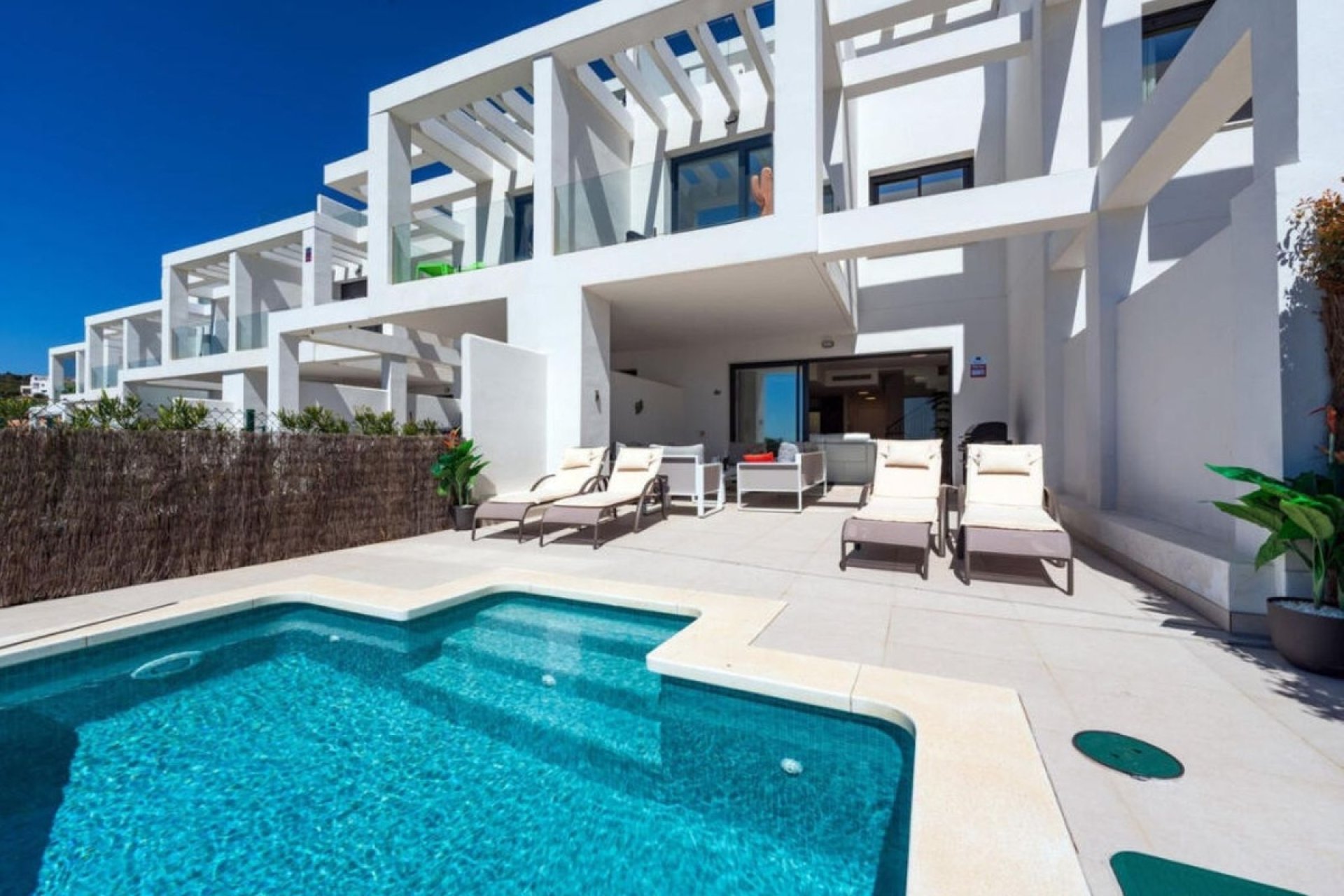 Herverkoop - Town House -
Manilva - Inland