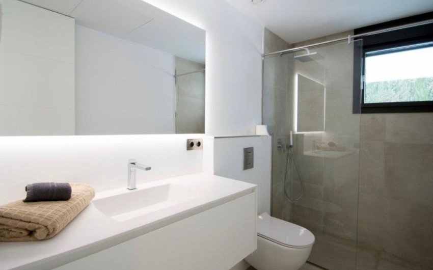 Herverkoop - Town House -
Marbella - Las Brisas