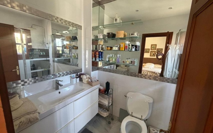 Herverkoop - Town House -
Marbella - Nagueles