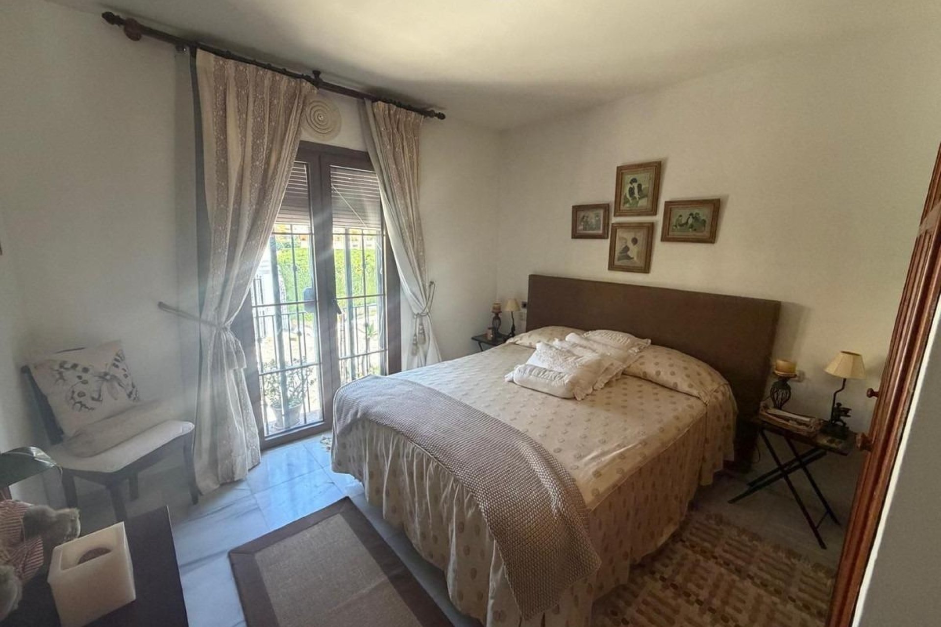 Herverkoop - Town House -
Marbella - Nagueles