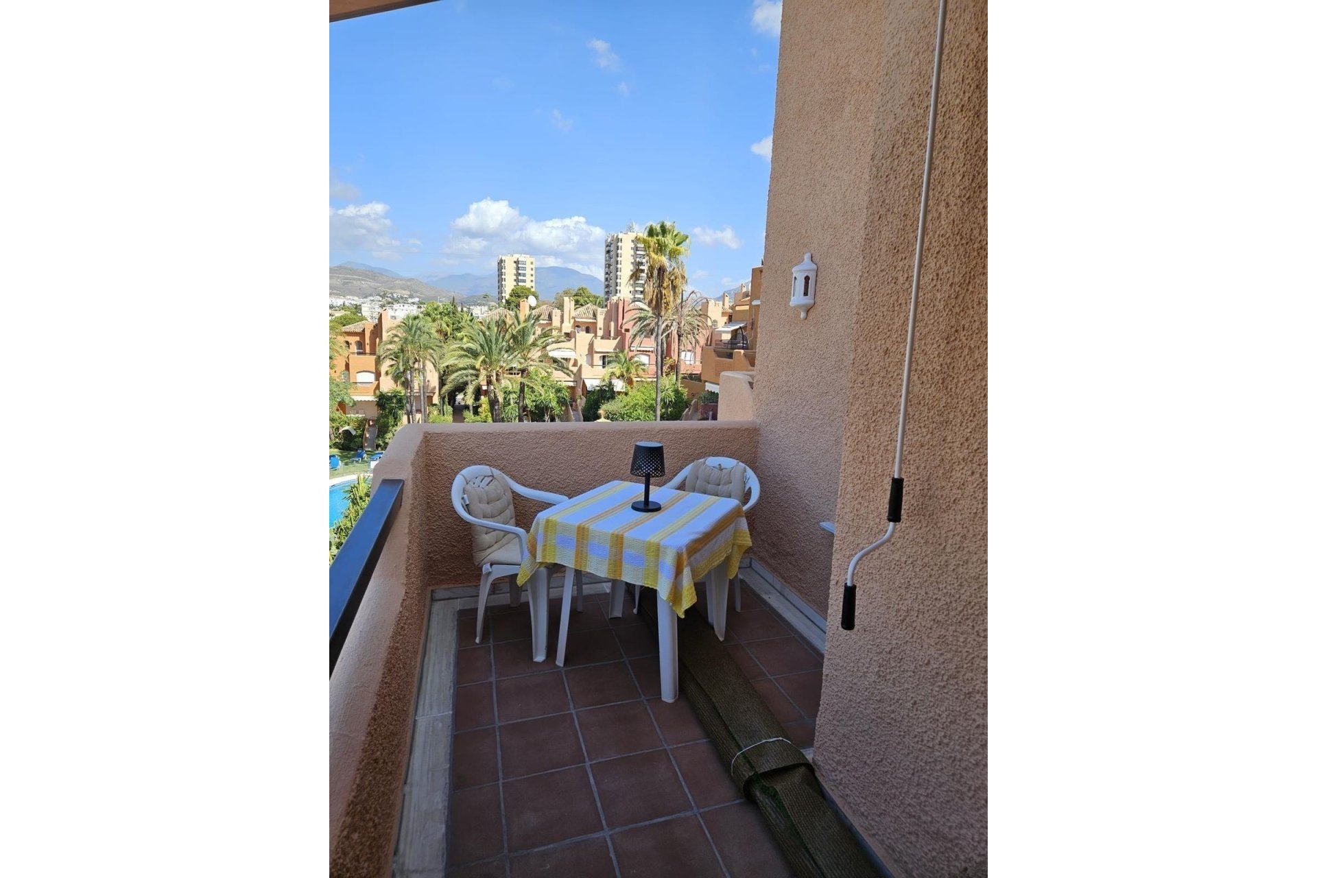 Herverkoop - Town House -
Marbella - Nueva Andalucia