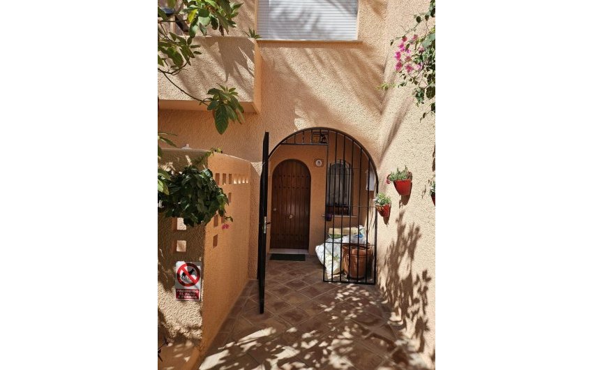 Herverkoop - Town House -
Marbella - Nueva Andalucia