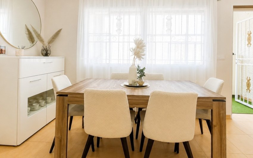 Herverkoop - Town House -
Orihuela Costa - Costa Blanca