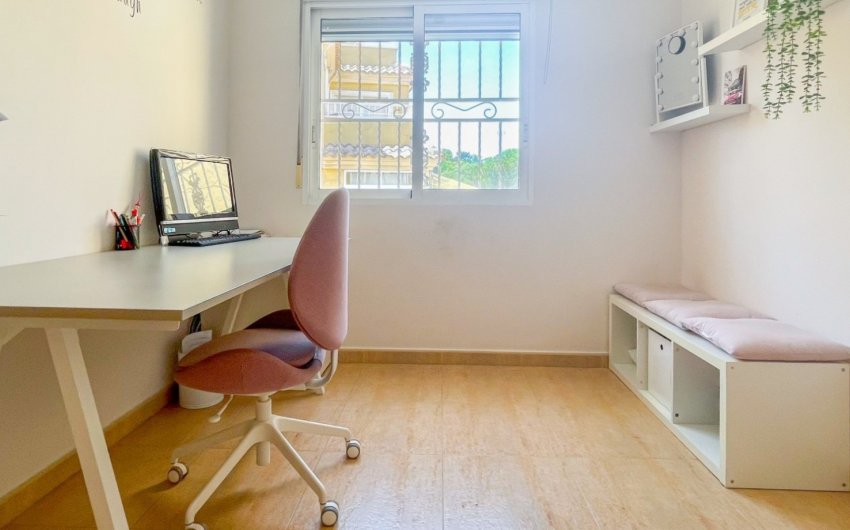 Herverkoop - Town House -
Orihuela Costa - Costa Blanca