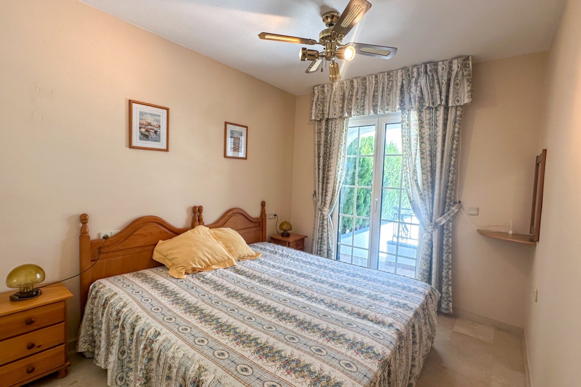 Herverkoop - Town House -
Orihuela Costa - Costa Blanca