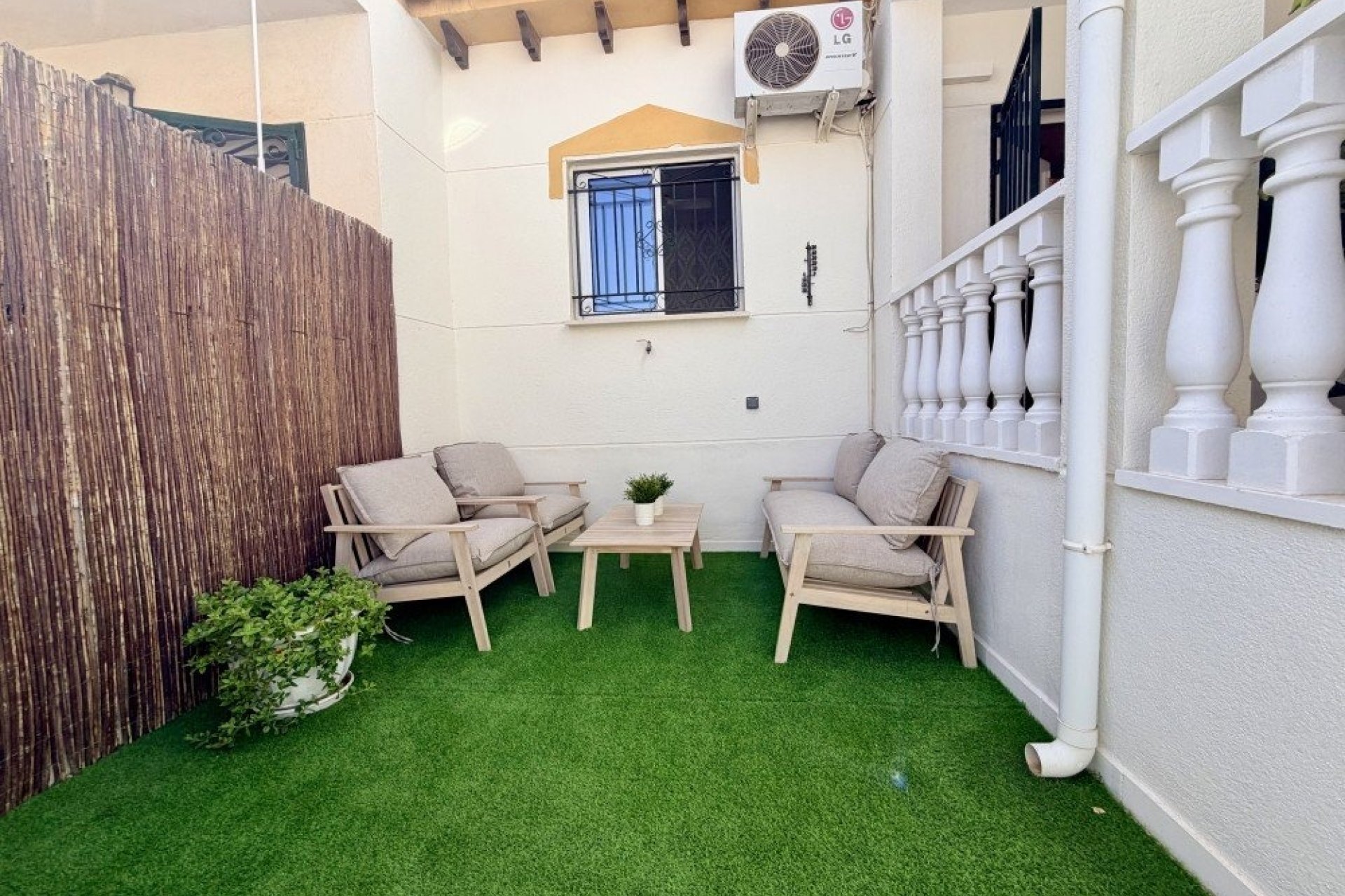 Herverkoop - Town House -
Orihuela Costa - Costa Blanca