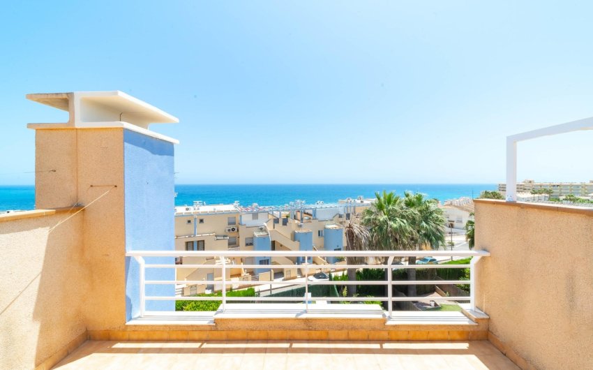 Herverkoop - Town House -
Orihuela Costa - Costa Blanca